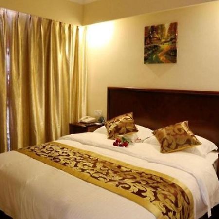 Greentree Inn Suzhou Industrial Zone Yangcheng Lake Weiting Mong Kok Express Hotel Ngoại thất bức ảnh