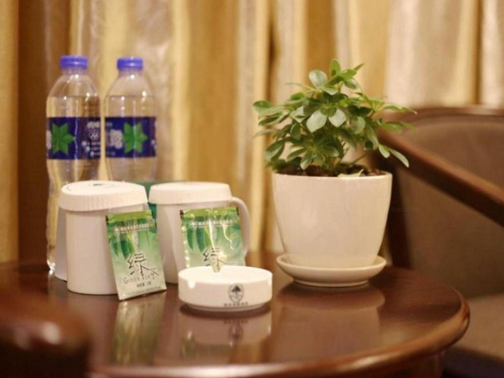 Greentree Inn Suzhou Industrial Zone Yangcheng Lake Weiting Mong Kok Express Hotel Ngoại thất bức ảnh