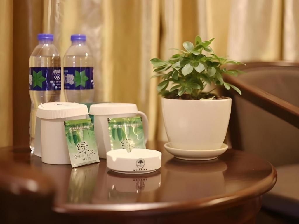 Greentree Inn Suzhou Industrial Zone Yangcheng Lake Weiting Mong Kok Express Hotel Ngoại thất bức ảnh